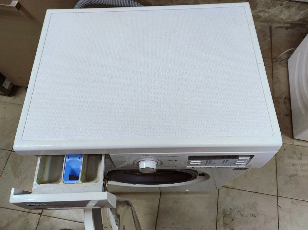 Пральна машина LG F80B9LD Б/В