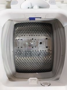 Стиральная машина с вертикальной загрузкой ELECTROLUX EWT1066EFW 7499
