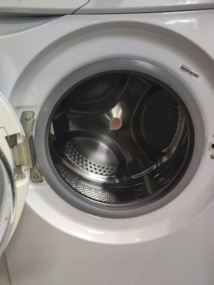Стиральная машина Indesit IWSD 61051 UA