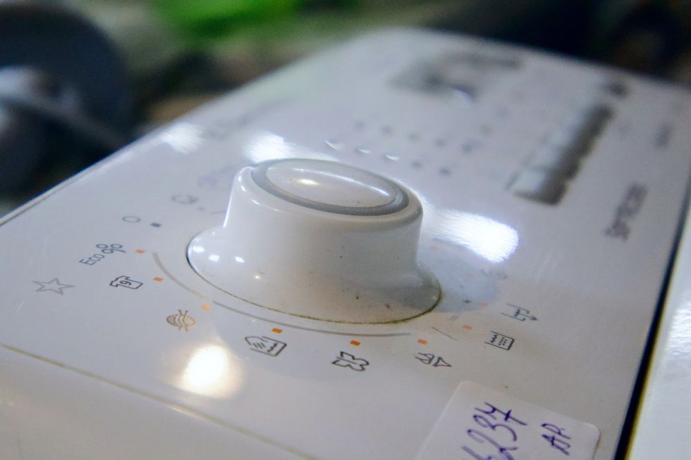 Стиральная машина ELECTROLUX EWT 10420 W Б/У