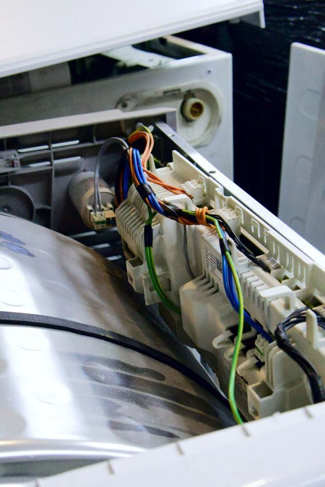 Стиральная машина ELECTROLUX EWT 10420 W Б/У