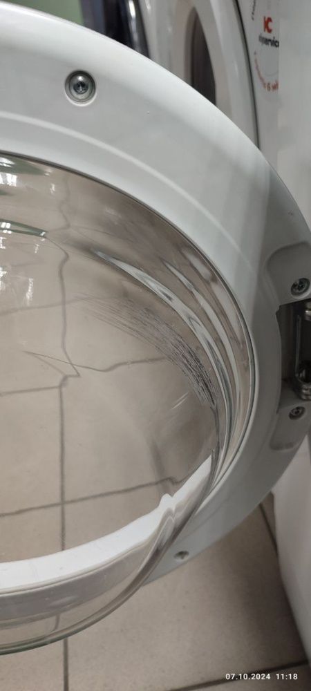 Стиральная машина узкая ZANUSSI ZWSG 6100 V Б/У