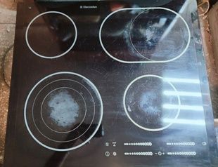 Варильна поверхня Electrolux EHS60210P Б/У (560*490)